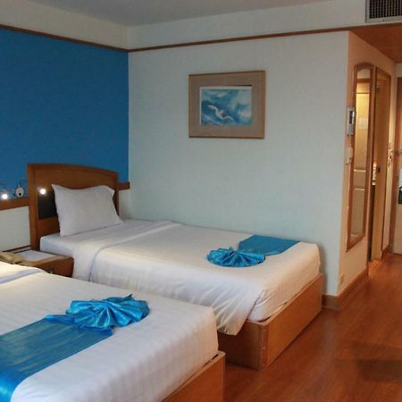 Chon Inter Hotel Csonburi Kültér fotó