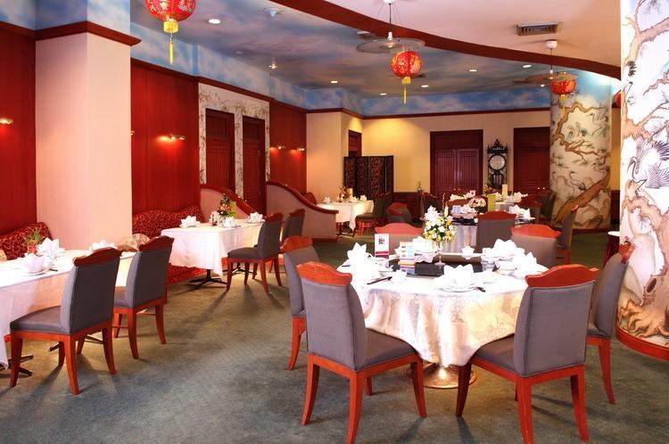 Chon Inter Hotel Csonburi Kültér fotó
