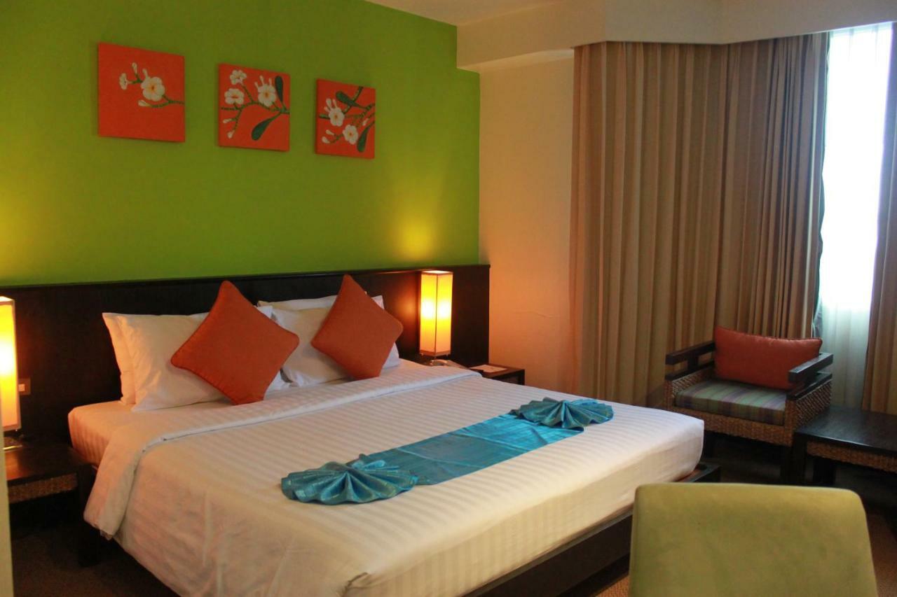 Chon Inter Hotel Csonburi Kültér fotó