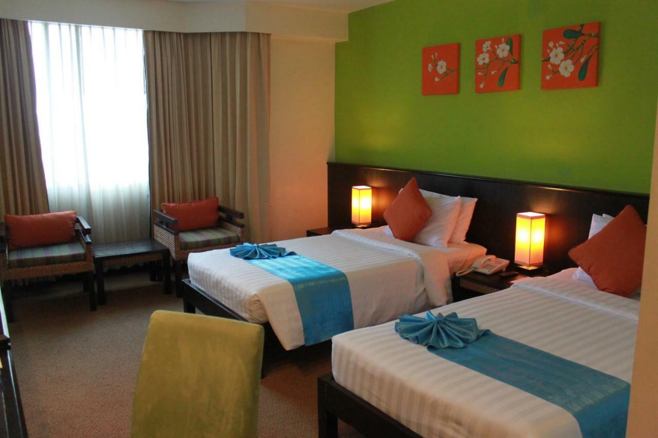 Chon Inter Hotel Csonburi Kültér fotó