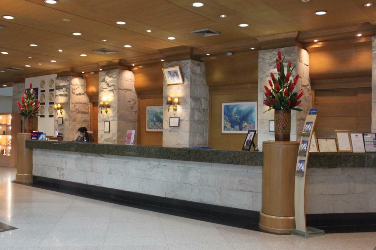 Chon Inter Hotel Csonburi Kültér fotó