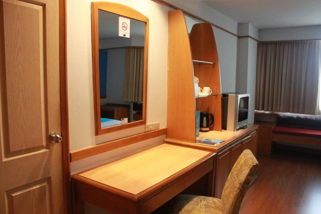 Chon Inter Hotel Csonburi Kültér fotó