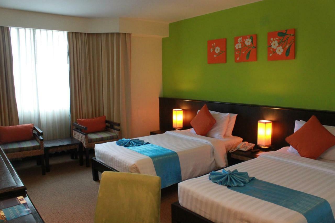 Chon Inter Hotel Csonburi Kültér fotó